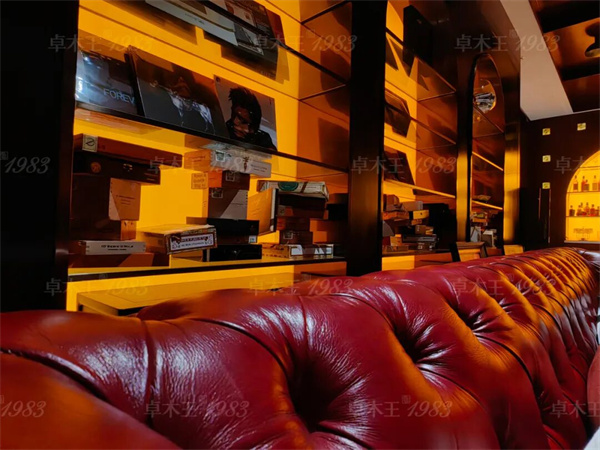 卓木王红木 卓木王红木